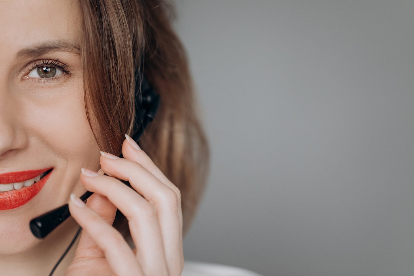 How to Choose the Right HIPAA Compliant Phone Answering Service